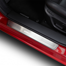 Mazda6 Sedan - Dorpelbeschermers verlicht - vanaf 2018